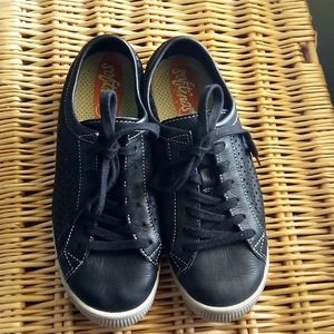 Softinos leather sneakers